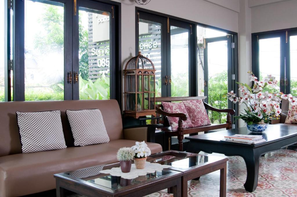 Ploen Pattaya Residence By Tolani Екстериор снимка