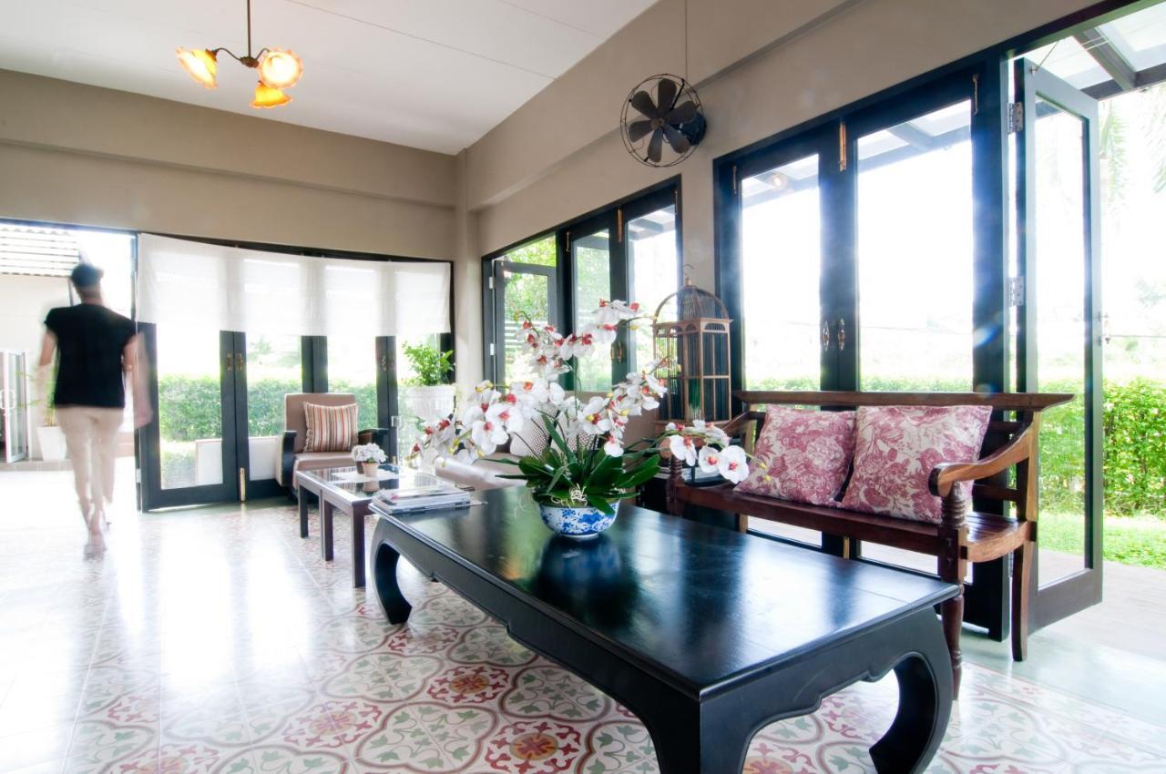 Ploen Pattaya Residence By Tolani Екстериор снимка